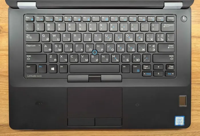 Ноутбук Dell Latitude E5470 / 14" (1366x768) TN / Intel Core i5-6300U (2 (4) ядра по 2.4 - 3.0 GHz) / 8 GB DDR4 / 240 GB SSD / Intel HD Graphics 520 / WebCam / Fingerprint / Windows 10 б/в - зображення 3