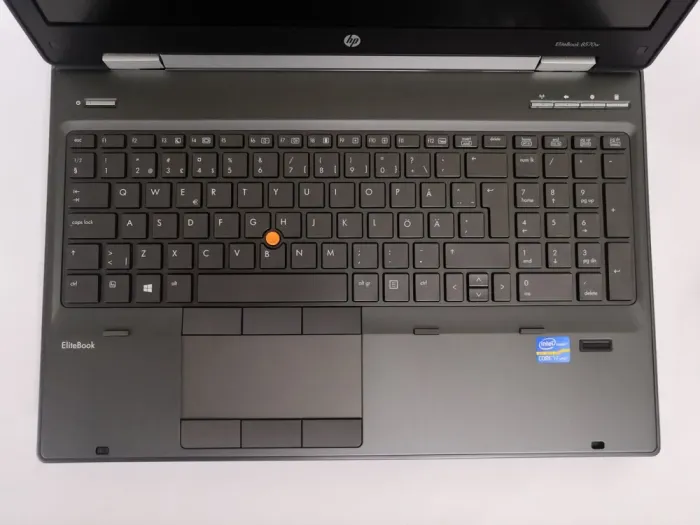 Робоча станція HP EliteBook 8770W / 15.6" TN / Core i7-3740QM (4(8) ядра по 2.7-3.7 GHz) / 8GB DDR3 / 256GB SSD / Quadro K2000M, 2 GB GDDR3, 128-bit / DVD-ROM / DisplayPort  б/в - зображення 3