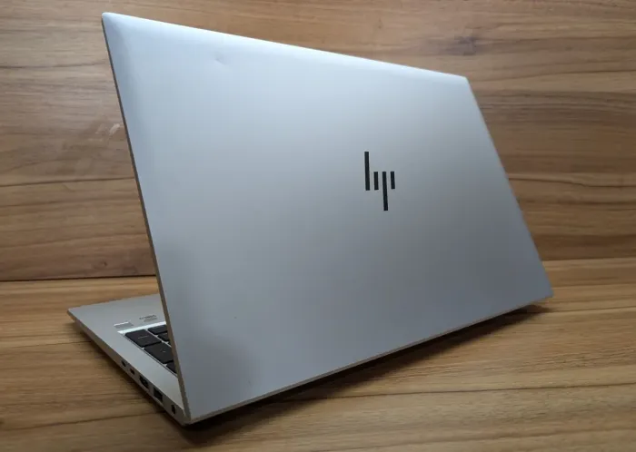 Ультрабук HP EliteBook 850 G7 / 15.6" (1920x1080) IPS / Intel Core i7-10610U (4 (8) ядра по 1.8 - 4.9 GHz) / 16 GB DDR4 / 480 GB SSD / Intel UHD Graphics / WebCam / TouchID / Windows 10 б/в - зображення 13