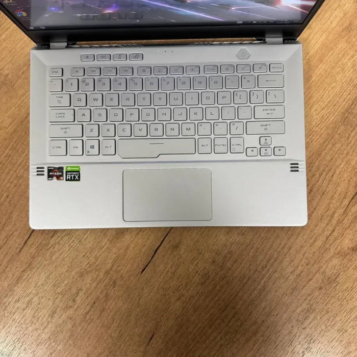 Ігровий ультрабук Asus ROG Zephyrus G14 GA401IV / 14" (1920x1080) IPS / AMD Ryzen 9 4900HS (8 (16) ядер по 3.0 - 4.3 GHz) / 16 GB DDR4 / 512 GB SSD NVMe / nVidia GeForce RTX 2060 Max-Q, 6 GB GDDR6, 192-bit б/в - зображення 7