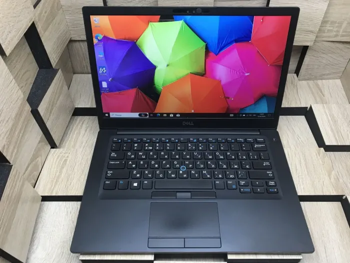 Ноутбук Б-клас Dell Latitude 7490 / 14" (1920x1080) IPS / Intel Core i5-8350U (4 (8) ядра по 1.7 - 3.6 GHz) / 8 GB DDR4 / 256 GB SSD M.2 / Intel UHD Graphics 620 / WebCam / USB 3.1 / HDMI б/в - зображення 2