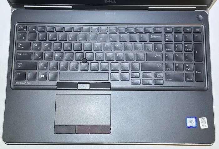 Мобільна робоча станція Б-класу Dell Precision 7520 / 15,6" (1920x1080) IPS / Intel Core i7-7820HQ (4 (8) ядра по 2.9 - 3.9 GHz) / 16 GB DDR4 / 1000 GB SSD / nVidia Quadro M1200, 4 GB GDDR5, 128-bit / WebCam б/в - зображення 3