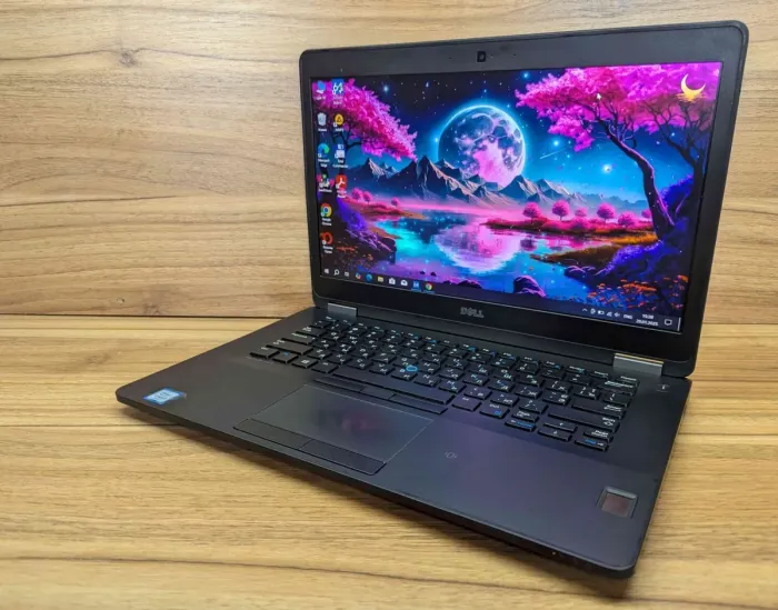 Ультрабук Б-клас Dell Latitude E7470 / 14" (1920x1080) IPS / Intel Core i5-6300U (2 (4) ядра по 2.4 - 3.0 GHz) / 8 GB DDR4 / 256 GB SSD / Intel HD Graphics 520 / WebCam / TouchID / Windows 10 б/в - зображення 6