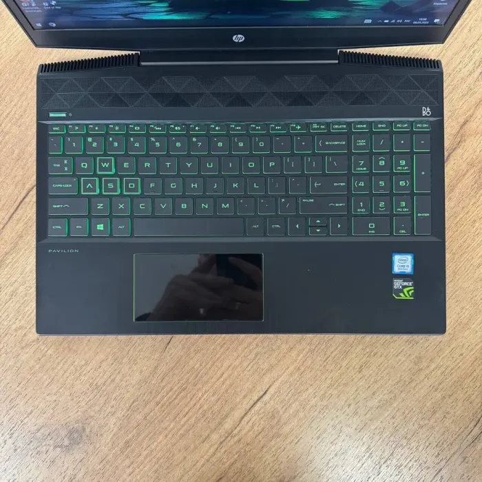 Ігровий ноутбук HP Pavilion Gaming 15-cx0056wm / 15.6" (1920x1080) IPS / Intel Core i5-8300H (4 (8) ядра по 2.3 - 4.0 GHz) / 16 GB DDR4 / 512 GB SSD / nVidia GeForce GTX 1050 Ti, 4 GB GDDR5, 128-bit / WebCam б/в - зображення 7