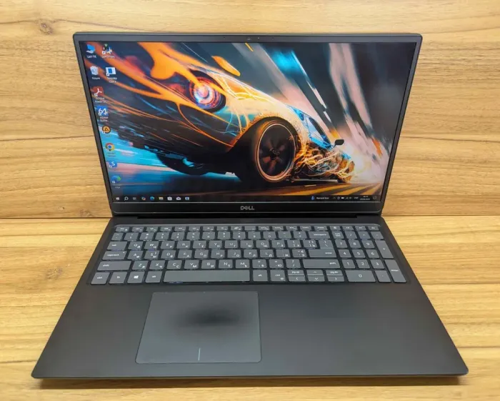 Ультрабук Dell Vostro 5590 / 15.6" (1920x1080) IPS / Intel Core i5-10210U (4 (8) ядра по 1.6 - 4.2 GHz) / 16 GB DDR4 / 512 GB SSD / Intel UHD Graphics / WebCam / Windows 10 б/в - зображення 2