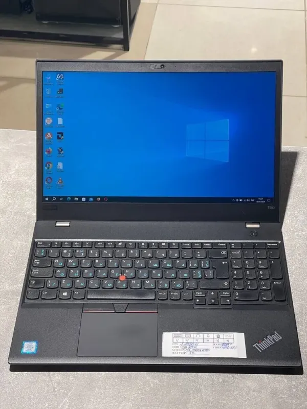 Ноутбук Lenovo ThinkPad T580 / 15.6" (1920x1080) IPS / Intel Core i5-8250U (4 (8) ядра по 1.6 - 3.4 GHz) / 8 GB DDR4 / 240 GB SSD / Intel UHD Graphics 620 / WebCam б/в - зображення 2