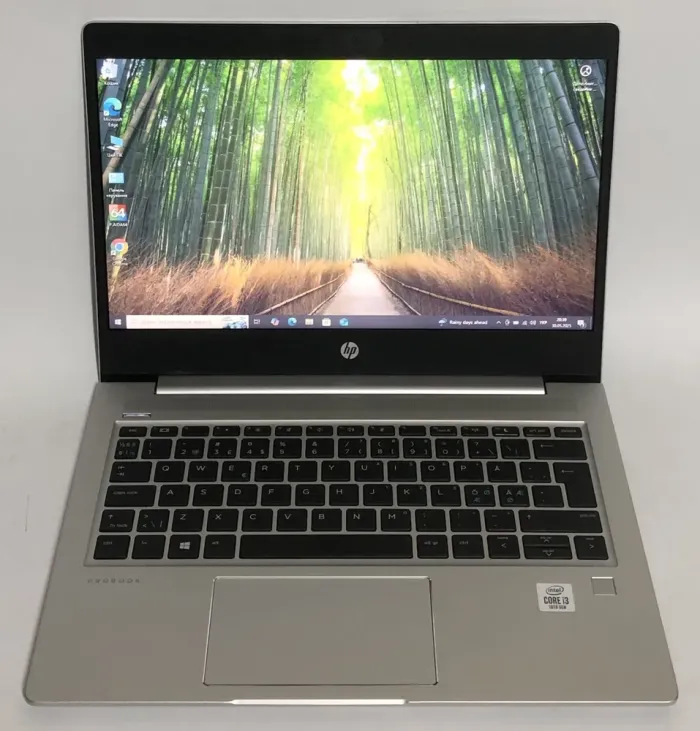 Ультрабук HP ProBook 430 G7 / 13.3" (1366x768) TN / Intel Core i3-10110U (2 (4) ядра по 2.1 - 4.1 GHz) / 8 GB DDR4 / 128 GB SSD / Intel UHD Graphics / WebCam / Win 10 Pro б/в - зображення 2