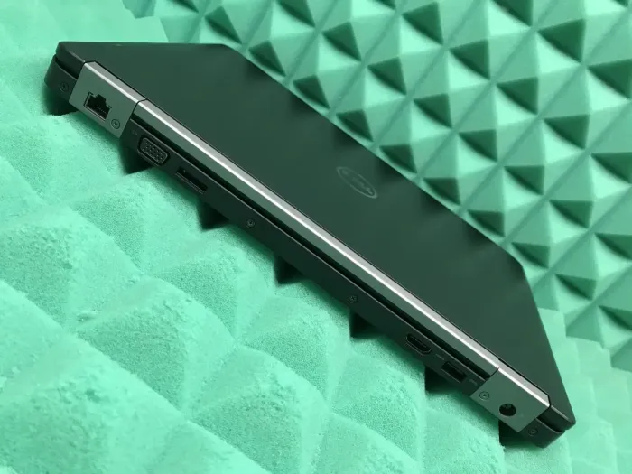 Ноутбук Б-класс Dell Latitude E5470 / 14" IPS Touch / Intel Core i5-6300U (2(4) ядра по 2.4-3 GHz) / 8GB DDR4 / 240GB SSD M.2 / HD Graphics 520 / WebCam / HDMI / Win 10 б/в - зображення 9