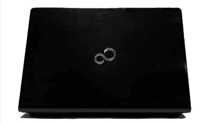 Ультрабук Fujitsu LifeBook S936 / 13.3" (1920x1080) IPS / Intel Core i5-6300U (2 (4) ядра по 2.4-3 GHz) / 8 GB DDR4 / 256 GB SSD / Intel HD Graphics 520 / WebCam / HDMI / Win 10 Pro б/в - зображення 6