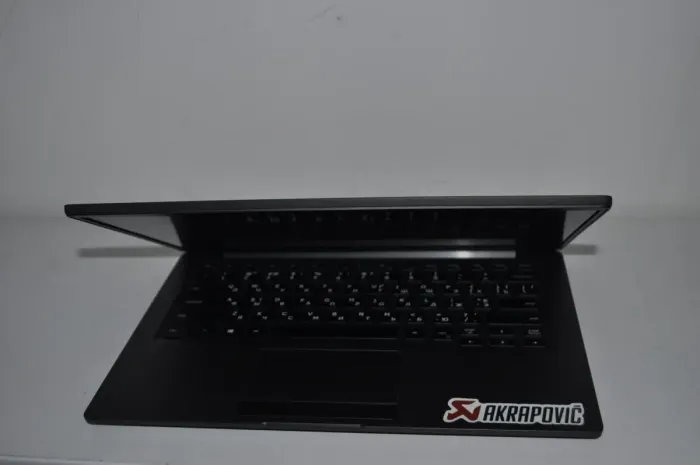 Ультрабук Б-клас Dell Latitude 7400 / 14" (1920x1080) IPS / Intel Core i5-8265U (4 (8) ядра по 1.6 - 3.9 GHz) / 8 GB DDR4 / 256 GB SSD / Intel UHD Graphics / WebCam / HDMI / Windows 11 Pro б/в - зображення 9