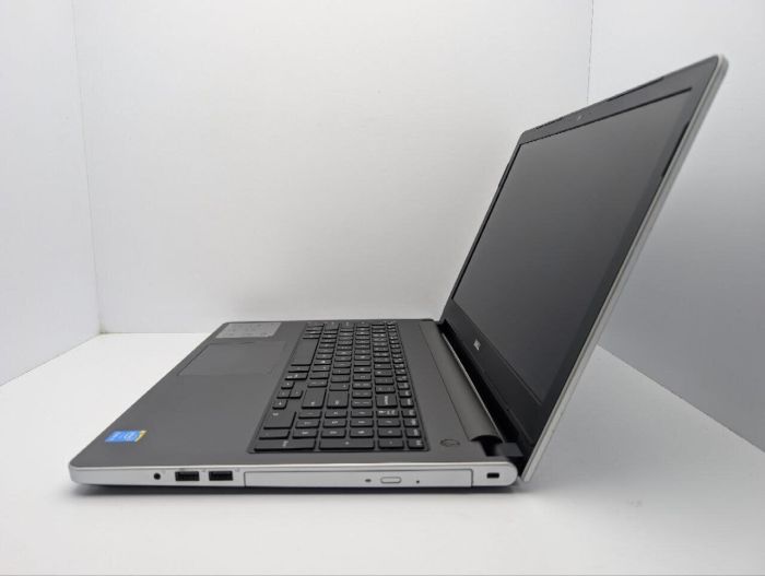 Ноутбук Dell Inspiron 15 5558 / 15.6" (1366x768) TN / Intel Core i5-5200U (2 (4) ядра по 2.2 - 2.7 GHz) / 8 GB DDR3 / 240 GB SSD / Intel HD Graphics 5500 / WebCam / DVD-ROM б/в - зображення 5