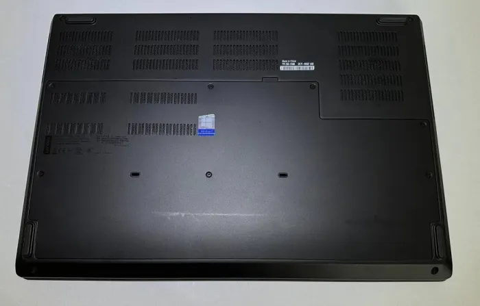 Мобільна робоча станція Lenovo ThinkPad P73 / 17.3" (1920x1080) IPS / Intel Core i7-9850H (6 (12) ядер по 2.6 - 4.6 GHz) / 16 GB DDR4 / 256 GB SSD + 256 GB SSD / nVidia Quadro P620, 4 GB GDDR5, 128-bit / WebCam  б/в - зображення 5