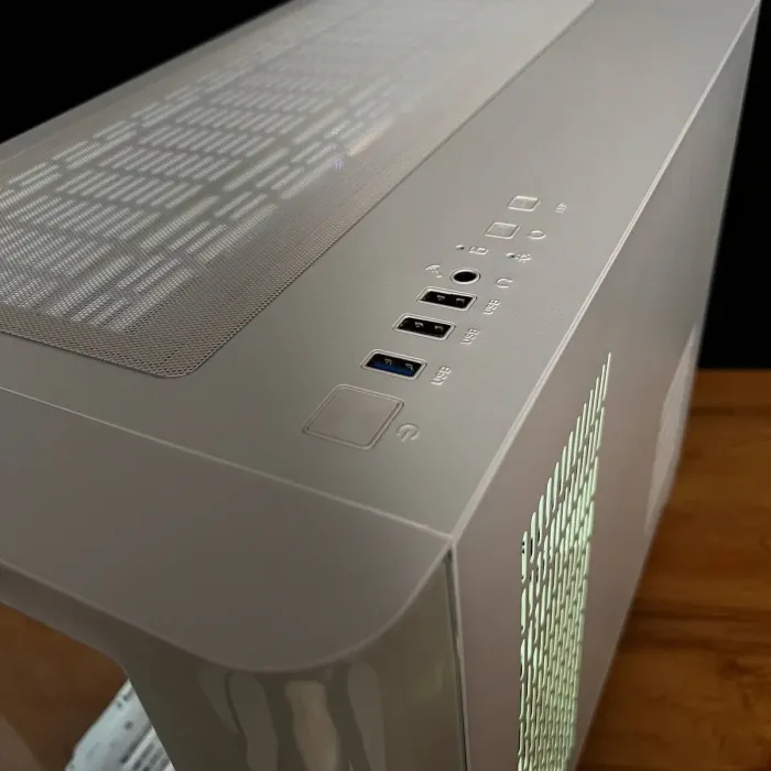 Збірка на замовлення: ігровий ПК GameMax Hype-M White Tower / AMD Ryzen 5 7500F (6 (12) ядер по 3,7 - 5,0 ГГц) / 32 ГБ DDR5 / 1000 ГБ SSD M.2 / nVidia GeForce RTX 5060, 8 ГБ GDDR7, 128-bit / 650 Вт - зображення 10