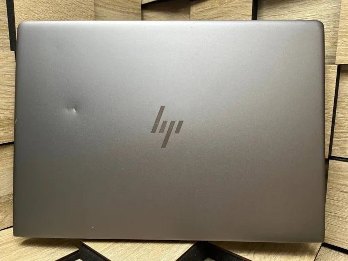 Ноутбук Б-клас HP ZBook 14U G5 / 14" (1920x1080) IPS / Intel Core i5-8350U (4 (8) ядра по 1.7 - 3.6 GHz) / 8 GB DDR4 / 256 GB SSD M.2 / Intel UHD Graphics 620 / WebCam / Fingerprint / HDMI б/в - зображення 8