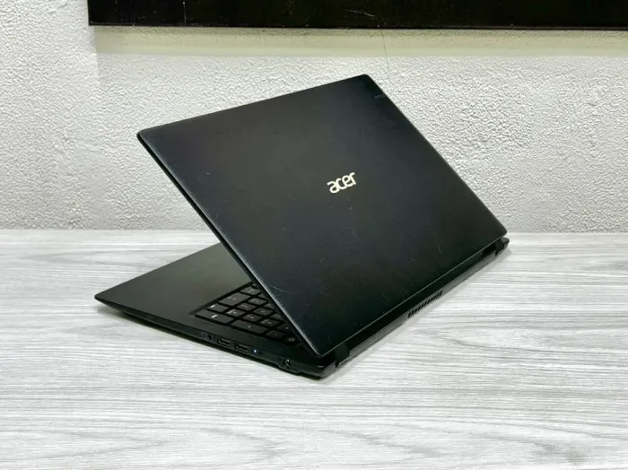 Ноутбук Б-клас Acer Aspire 3 A315-31 / 15.6" (1366x768) TN / Intel Celeron N3350 (2 ядра по 1.1 - 2.4 GHz) / 4 GB DDR3 / 128 GB SSD / Intel HD Graphics 500 / WebCam б/в - зображення 6