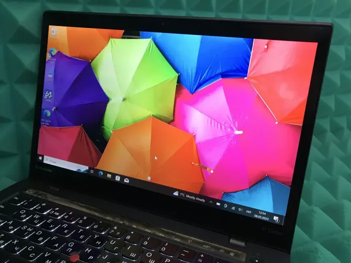 Ультрабук Б-клас Lenovo ThinkPad X1 Carbon (2nd Gen) / 14" (2560x1440) IPS Touch / Intel Core i5-4300U (2 (4) ядра по 1.9 - 2.9 GHz) / 4 GB DDR3 / 256 GB SSD M.2 / Intel HD Graphics 4400 / WebCam / Fingerprint/ HDMI / miniDP б/в - зображення 3