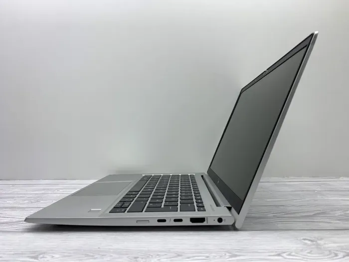 Ультрабук Б-клас HP EliteBook 830 G8 / 13.3" (1920x1080) IPS / Intel Core i5-1145G7 (4 (8) ядра по 2.6 - 4.4 GHz) / 16 GB DDR4 / 512 GB SSD / Intel Iris X Graphics / WebCam б/в - зображення 7