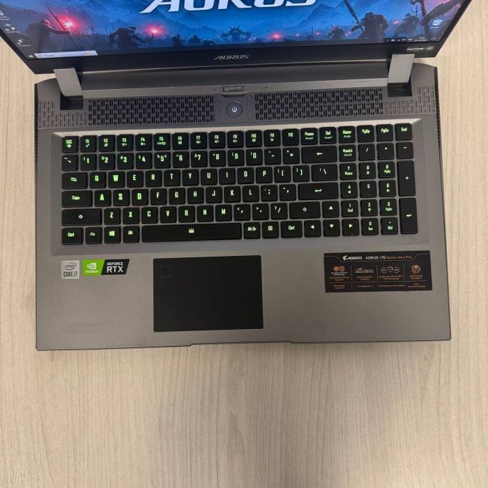Ігровий ноутбук Gigabyte Aorus 17G XC / 17.3" (1920x1080) IPS / Intel Core i7-10870H (8 (16) ядер по 2.2 - 5.0 GHz) / 32 GB DDR4 / 512 GB SSD NVMe / nVidia GeForce RTX 3070, 8 GB GDDR6, 256-bit / WebCam б/в - зображення 7