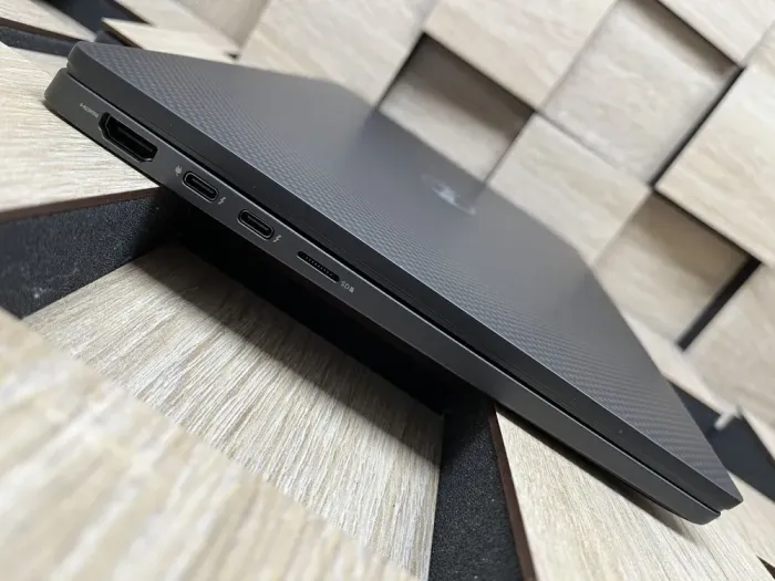 Ультрабук Dell Latitude 7310 / 13.3" (1920x1080) IPS / Intel Core i5-10310U (4 (8) ядра по 1.7 - 4.4 GHz) / 16 GB DDR4 / 256 GB SSD M.2 / Intel UHD Graphics / WebCam б/в - зображення 5