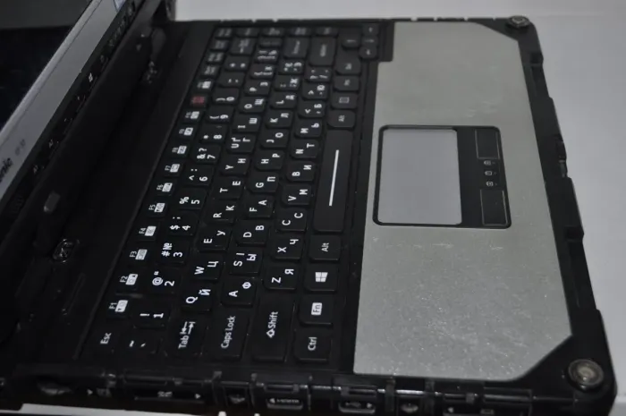 Захищений нетбук-трансформер Б-клас Panasonic ToughBook CF-33 MK2 / 12" (2160x1440) IPS Touch / Intel Core i5-7300U (2 (4) ядра по 2.6 - 3.5 GHz) / 8 GB DDR4 / 256 GB SSD / Intel HD Graphics 620 / WebCam / Windows 11 Pro б/в - зображення 13