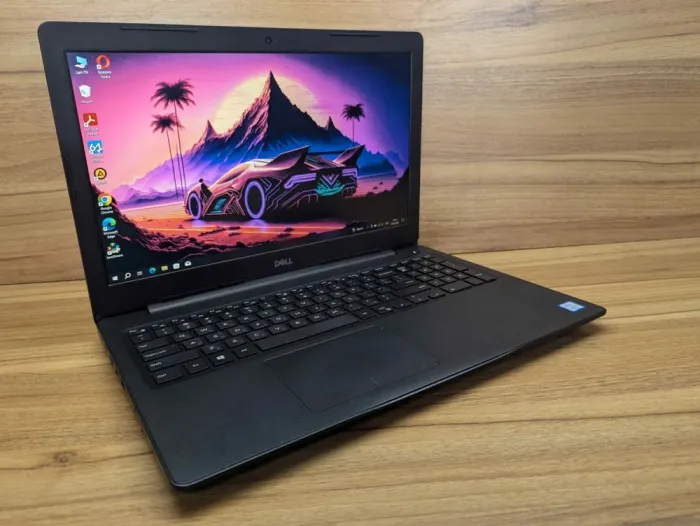 Ноутбук Dell Latitude 3590 / 15.6" (1920x1080) IPS / Intel Core i7-8550U (4 (8) ядра по 1.8 - 4.0 GHz) / 16 GB DDR4 / 480 GB SSD / AMD Radeon 530, 2 GB GDDR5, 64-bit / HDMI / WebCam / Windows 10 б/в - зображення 4