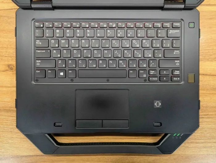 Захищений ноутбук Dell Latitude 14 Rugged 5414 / 14" (1920x1080) IPS Touch / Intel Core i5-6300U (2 (4) ядра по 2,4 - 3,0 ГГц) / 16 ГБ DDR4 / 512 ГБ SSD / AMD Radeon R7 M360, 2 ГБ DDR3, 64-біт / Сканер відбитків пальців / Windows 10 б/в - зображення 3