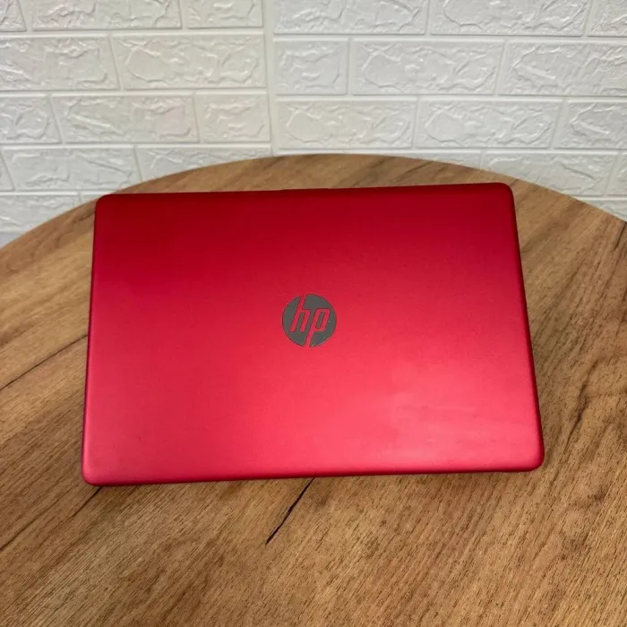 Ультрабук HP 15-dw0083wm / 15.6" (1366x768) TN / Intel Pentium Silver N5030 (4 ядра по 1.1 - 3.1 GHz) / 8 GB DDR4 / 256 GB SSD / Intel UHD Graphics 605 / WebCam б/в - зображення 3