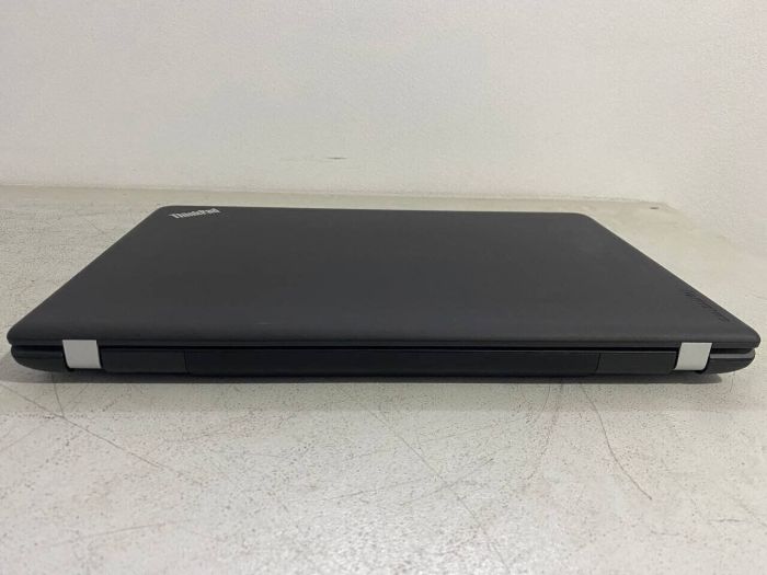 Ноутбук Lenovo ThinkPad E550 / 15.6" (1920x1080) TN / Intel Core i7-5500U (2 (4) ядра по 2.4 - 3.0 GHz) / 16 GB DDR3 / 240 GB SSD / Intel HD Graphics 5500 / WebCam б/в - изображение 6