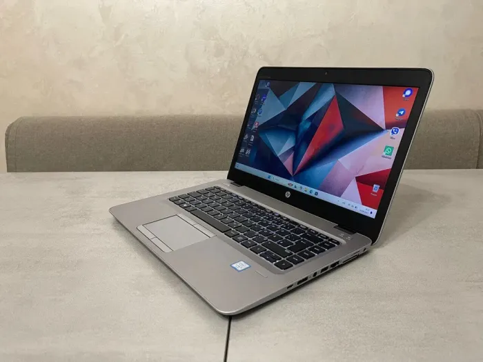 Ультрабук HP EliteBook 840 G3 / 14" (1920x1080) TN / Intel Core i5-6300U (2 (4) ядра по 2.4 - 3.0 GHz) / 8 GB DDR4 / 256 GB SSD / Intel HD Graphics 520 / WebCam б/в - зображення 6