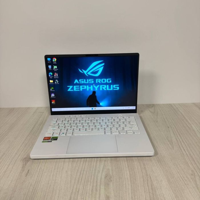 Ігровий ультрабук Asus ROG Zephyrus G14 GA402XY / 14" (2560x1600) IPS / AMD Ryzen 9 7940HS (8 (16) ядер по 4.0 - 5.2 GHz) / 32 GB DDR5 / 1000 GB SSD NVMe / nVidia GeForce RTX 4090, 16 GB GDDR6, 256-bit / WebCam б/в - зображення 2