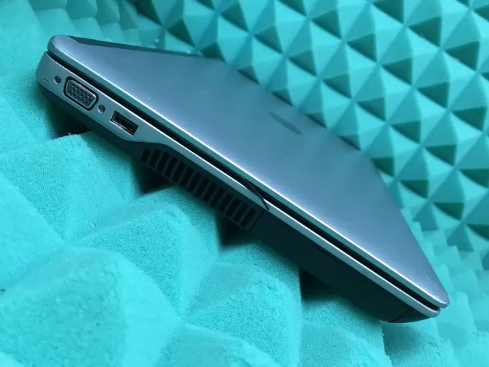 Ноутбук Б-клас Dell Latitude E6440 / 14" (1366x768) TN / Intel Core i5-4310M (2 (4) ядра по 2.7 - 3.4 GHz) / 8 GB DDR3 / 160 GB SSD / Intel HD Graphics 4600 / WebCam / DVD-ROM / HDMI / Windows 10 б/в - зображення 7