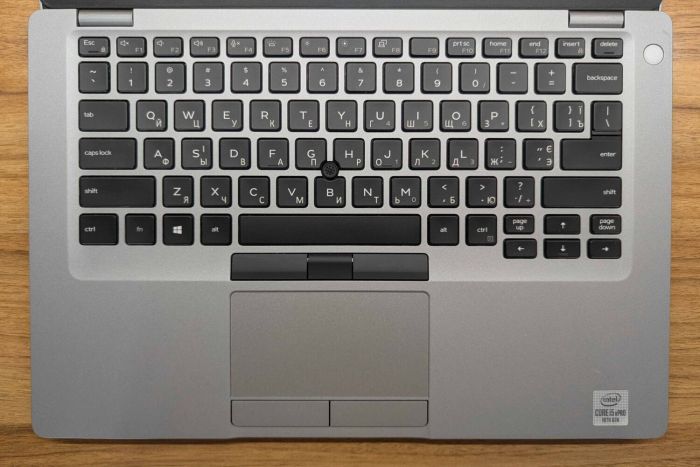 Ультрабук Б-клас Dell Latitude 5410 / 14" (1920x1080) IPS / Intel Core i5-10310U (4 (8) ядра по 1.7 - 4.4 GHz) / 8 GB DDR4 / 256 GB SSD / Intel UHD Graphics / WebCam / HDMI / Windows 10 б/в - зображення 2