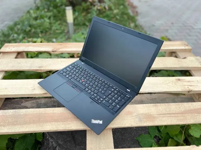 Ультрабук Lenovo ThinkPad L590 / 15.6" (1920x1080) IPS / Intel Core i5-8265U (4 (8) ядра по 1.6 - 3.9 GHz) / 16 GB DDR4 / 256 GB SSD / Intel UHD Graphics 620 / WebCam б/в - зображення 9