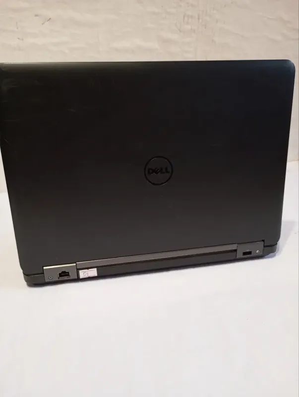 Ноутбук Б-клас Dell Latitude E5440 / 14" (1366x768) TN / Intel Core i5-4310U (2 (4) ядра по 2.0 - 3.0 GHz) / 8 GB DDR3 / 120 GB SSD / Intel HD Graphics 4400 / WebCam б/в - зображення 4
