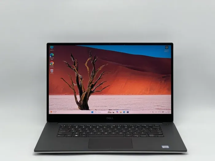 Мобільна робоча станція Dell Precision 5540 / 15,6" (1920x1080) IPS / Intel Core i7-9750H (6 (12) ядер по 2,6 - 4,5 ГГц) / 16 ГБ DDR4 / 480 ГБ SSD / nVidia Quadro T1000, 4 ГБ GDDR6, 128-біт / WebCam б/в - зображення 2