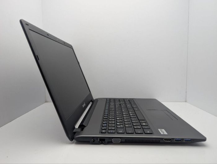 Ноутбук Terra Mobile 1513A / 15.6" (1366x768) TN / Intel Pentium N3700 (4 ядра по 1.6 - 2.4 GHz) / 8 GB DDR3 / 120 GB SSD / Intel HD Graphics / WebCam / DVD-ROM / АКБ не тримає заряд б/в - зображення 4