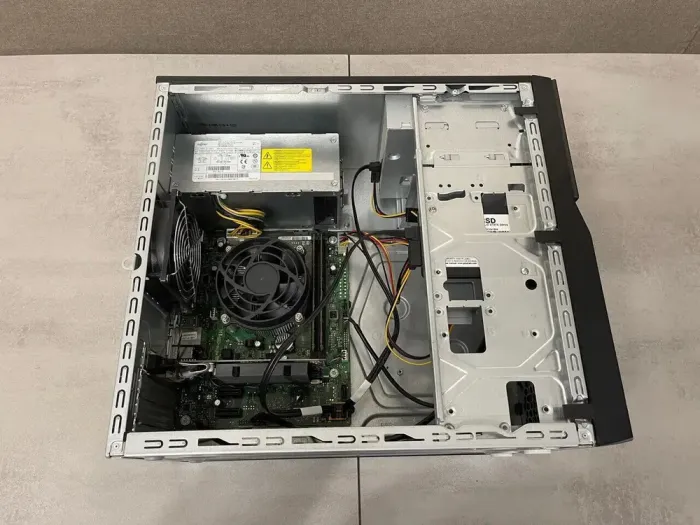 Комп'ютер Fujitsu Esprimo P420 E85 Tower / Intel Core i5-4460 (4 ядра по 3.2 - 3.4 GHz) / 16 GB DDR3 / 256 GB SSD / nVidia GeForce 210, 1 GB DDR3, 64-bit / DVD-RW б/в - зображення 7