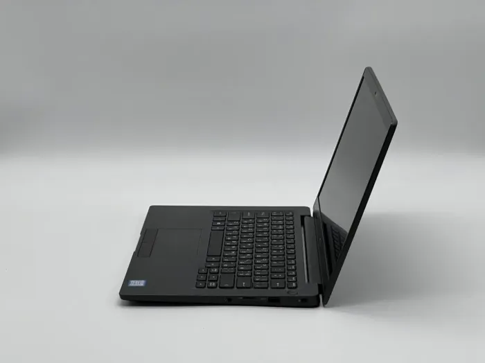 Ультрабук Dell Latitude 7300 / 13.3" (1920x1080) IPS / Intel Core i5-8265U (4 (8) ядра по 1.6 - 3.9 GHz) / 16 GB DDR4 / 240 GB SSD / Intel UHD Graphics 620 / WebCam б/в - зображення 4