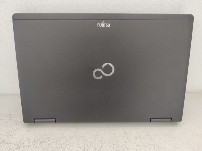 Ноутбук Fujitsu LifeBook E782 / 15.6" (1600x900) TN / Intel Core i5-3230M (2 (4) ядра по 2.6 - 3.2 GHz) / 8 GB DDR3 / 128 GB SSD / HD Graphics 4000 б/в - зображення 7