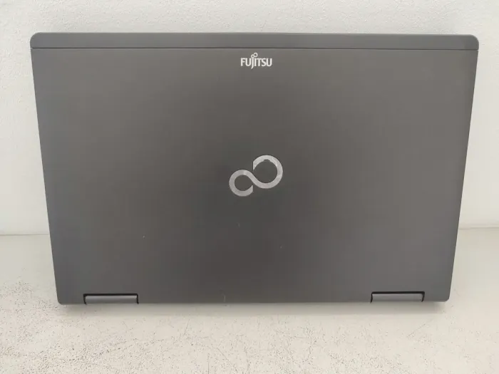 Ноутбук Fujitsu LifeBook E782 / 15.6" (1600x900) TN / Intel Core i5-3230M (2 (4) ядра по 2.6 - 3.2 GHz) / 8 GB DDR3 / 128 GB SSD / HD Graphics 4000 б/в - зображення 7