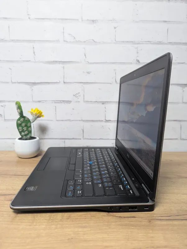 Ноутбук Б-клас Dell Latitude E7440 / 14" (1366x768) TN / Intel Core i5-4300U (2 (4) ядра по 1.9 - 2.9 GHz) / 8 GB DDR3 / 128 GB SSD / Intel HD Graphics 4400 / WebCam б/в - зображення 9