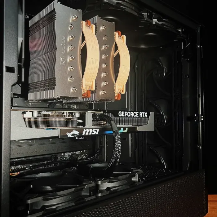 Збірка на замовлення: ігровий Lian-Li Lancool III Black Tower / AMD Ryzen 7 9800X3D (8 (16) ядер по 4,7 - 5,2 ГГц) / 64 ГБ DDR5 / 2000 ГБ SSD M.2 / nVidia GeForce RTX 5080, 16 ГБ GDDR7, 256-біт / 850 Вт б/в - зображення 7