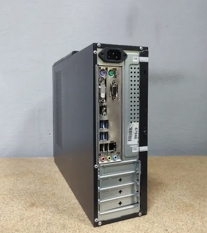 Комплект ПК: Gamemax SFF / Intel Core i3-4130 (2 (4) ядра по 3.4 GHz) / 8 GB DDR3 / 120 GB SSD / Intel HD Graphics 4400 + Монітор HP EliteDisplay S231d / 23" (1920x1080) IPS / VGA, DP / WebCam б/в - зображення 4