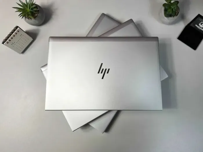 Ультрабук HP EliteBook 835 G7 / 13.3" (1920x1080) IPS / AMD Ryzen 5 PRO 4650U (6 (12) ядер по 2.1 - 4.0 GHz) / 16 GB DDR4 / 256 GB SSD M.2 / AMD Radeon RX Vega 6 Graphics / WebCam б/в - зображення 9