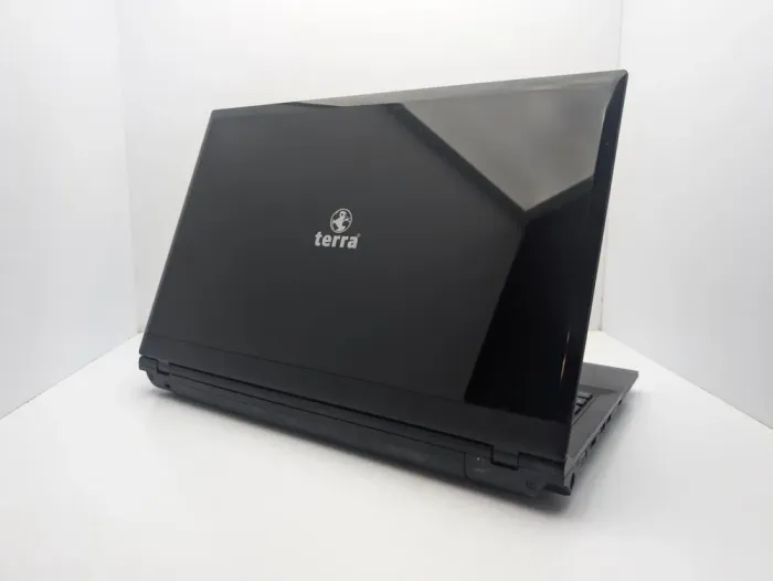 Ноутбук Terra Mobile 1512 / 15.6" (1366x768) TN / Intel Celeron 1037U (2 ядра по 1.8 GHz) / 6 GB DDR3 / 128 GB SSD / Intel HD Graphics 2500 / WebCam б/в - зображення 8