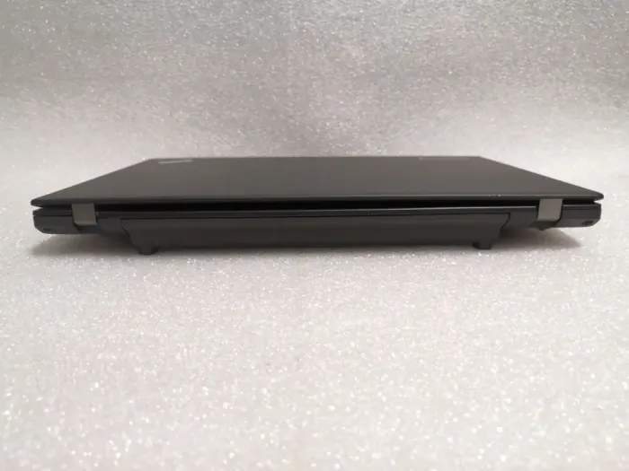 Нетбук Lenovo ThinkPad X250 / 12.5" (1366x768) TN / Intel Core i3-5010U (2 (4) ядра по 2.1 GHz) / 4 GB DDR3 / 128 GB SSD / Intel HD Graphics 5500 / WebCam / Два АКБ / Windows 10 Home б/в - зображення 9