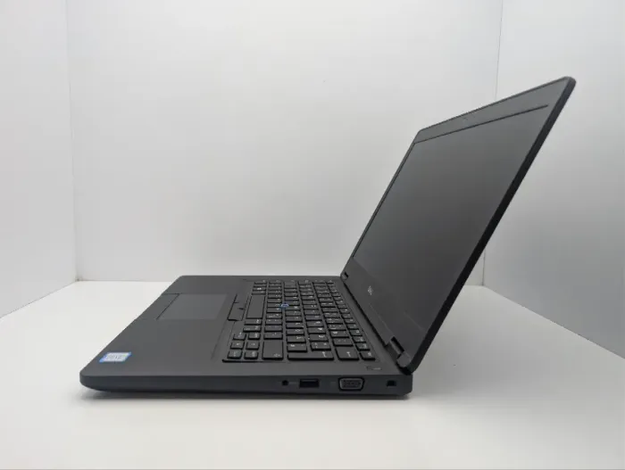 Ноутбук Dell Latitude 5491 / 14" (1920x1080) IPS / Intel Core i5-8400H (4 (8) ядра по 2.5 - 4.2 GHz) / 16 GB DDR4 / 256 GB SSD / Intel UHD Graphics 630 / WebCam б/в - изображение 5