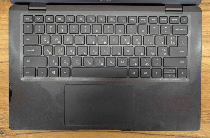 Ультрабук Б-клас Dell Latitude 7420 / 14" (1920x1080) IPS / Intel Core i7-1185G7 (4 (8) ядра по 3.0 - 4.8 GHz) / 16 GB DDR4 / 256 GB SSD / Intel Iris Xe Graphics / WebCam / Windows 11 б/в - зображення 3