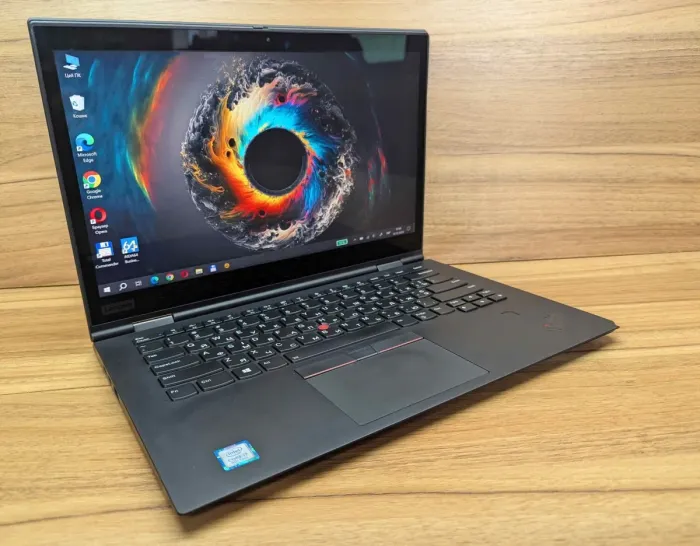 Ноутбук-трансформер Б-клас Lenovo ThinkPad x1 Carbon 3rd / 14" (1920x1080) IPS Touch / Intel Core i7-8550U (4 (8) ядра по 1.8 - 4.0 GHz) / 8 GB DDR3 / 512 GB SSD / Intel UHD Graphics 620 / WebCam / TouchID / Windows 10 б/в - зображення 5