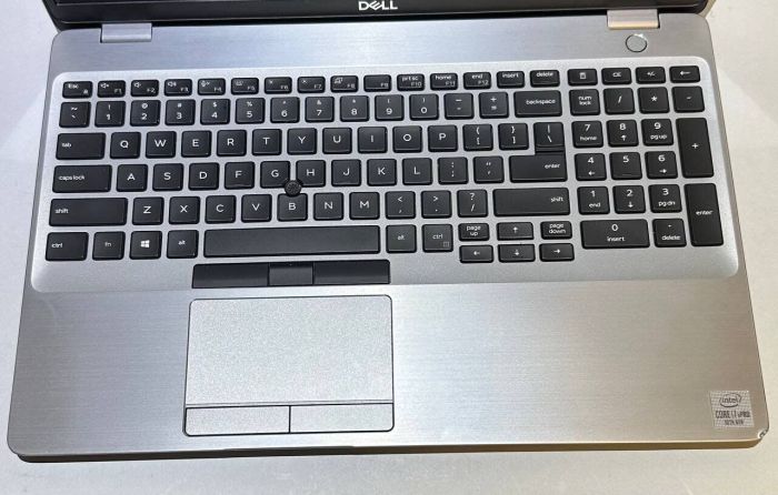 Ноутбук Dell Latitude 5510 / 15.6" (1920x1080) IPS / Intel Core i7-10610U (4 (8) ядра по 1.8 - 4.9 GHz) / 16 GB DDR4 / 256 GB SSD / Intel UHD Graphics / WebCam б/в - зображення 3